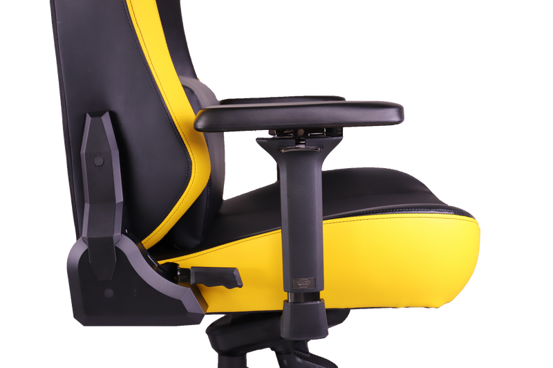GAMEON x DC Licensed Gaming Chair With Adjustable 4D Armrest & Metal Base - Flash